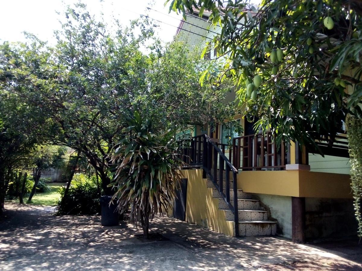 Kanchanaporn Resort Koh Larn Ngoại thất bức ảnh