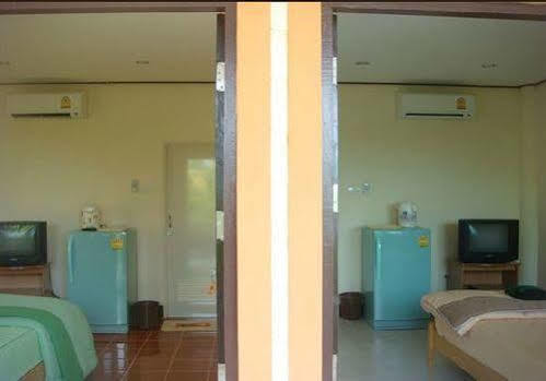 Kanchanaporn Resort Koh Larn Ngoại thất bức ảnh